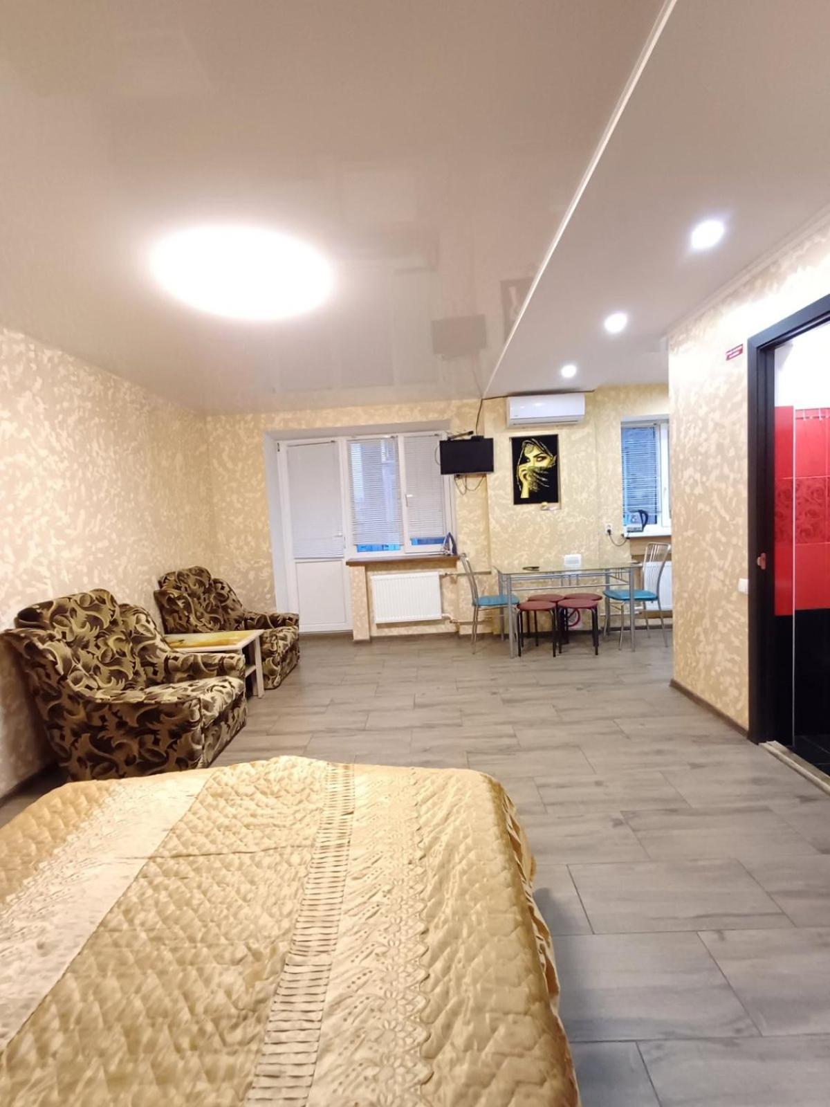 Большая 3 Комнатная Квартира Cherkasy Bagian luar foto